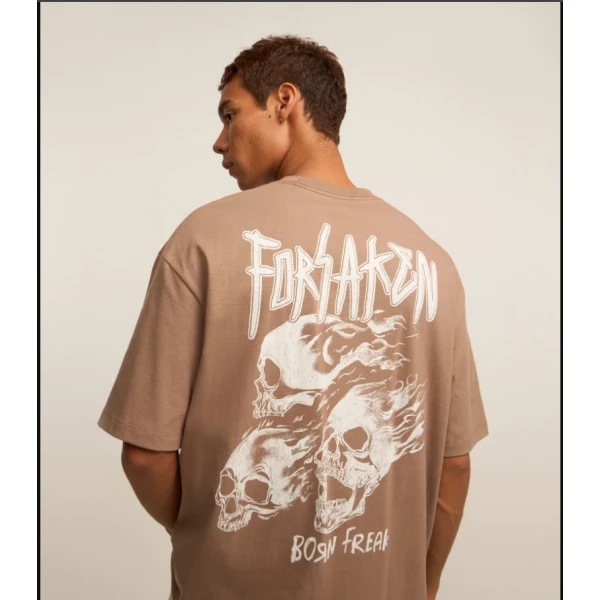 Camiseta Relaxed em Malhão Estonado com Estampa Forsaken
